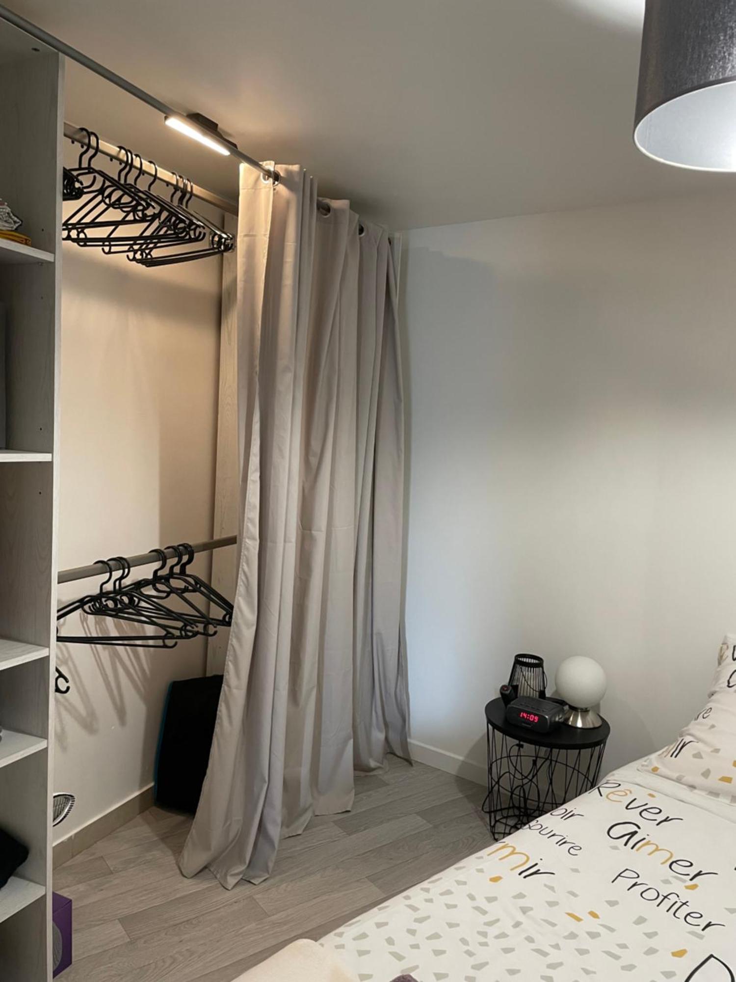 A L'Abri Du Temps Apartamento Châteaudun Exterior foto
